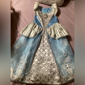 Dress Cinderella 4T dress-up